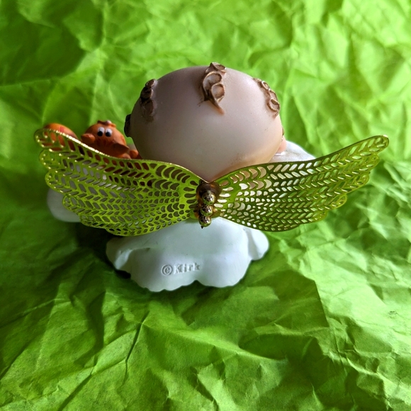 Russ Berries Angel Cheeks Figurine with Cats Guardian Angel - Picture 2 of 2